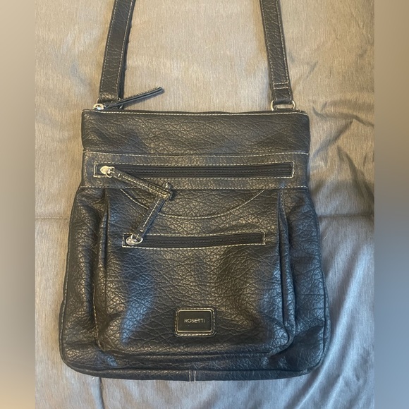 Rosetti Handbags - Rosetti Black Crossover Bag